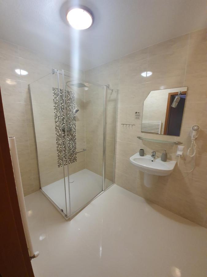 Hotel Tenis Chrząstowice Eksteriør billede